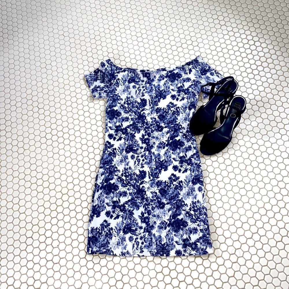 Blue and white floral body con dress